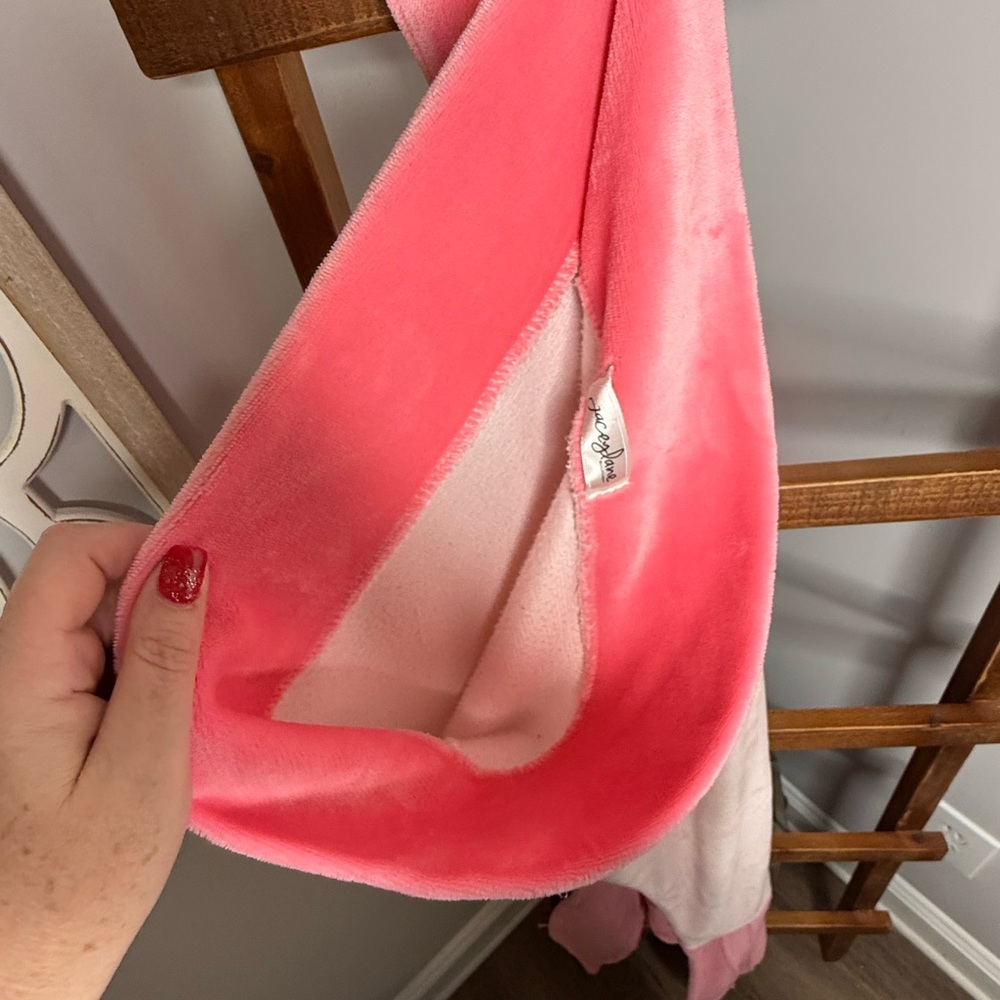 Pink Mermaid Tail Blanket for Kids - Picture 3 of 4